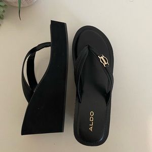ALDO Wedge Sandal New